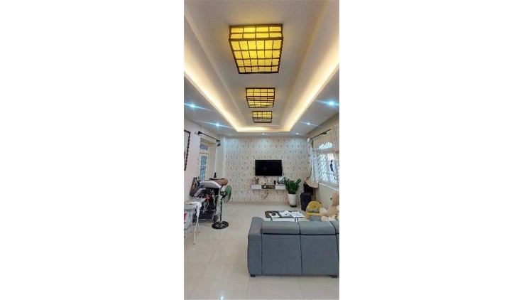 Mặt tiền hẻm 39 Nguyễn Ngọc Cung 8x15.3 nở hậu 8.1 đúc 4 tầng chỉ 11 tỷ 5